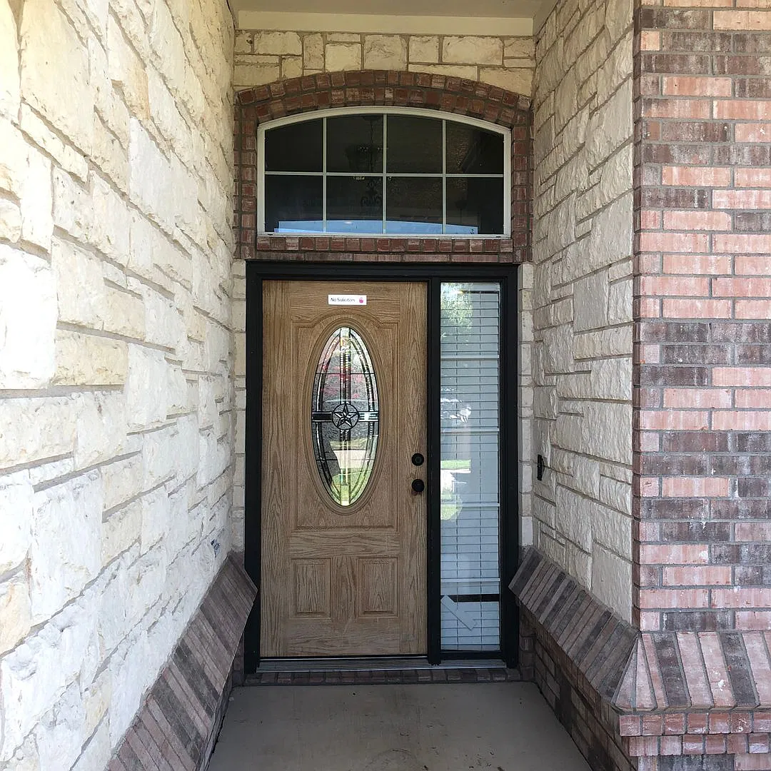 Beautiful Home in Great Location — Photo 2