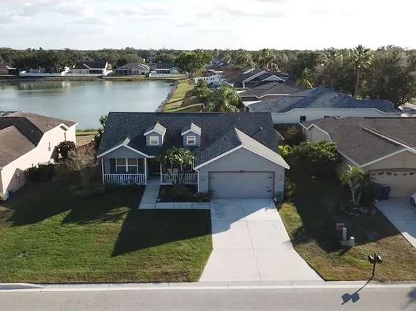 4330 Kingsfield Dr, Parrish, FL 34219