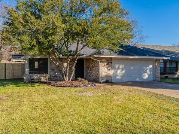 2462 Claremont Dr, Grand Prairie, TX 75052