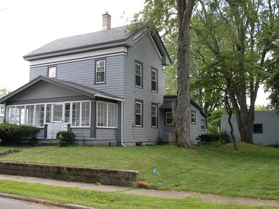 4th image of 119 Curtis Ave