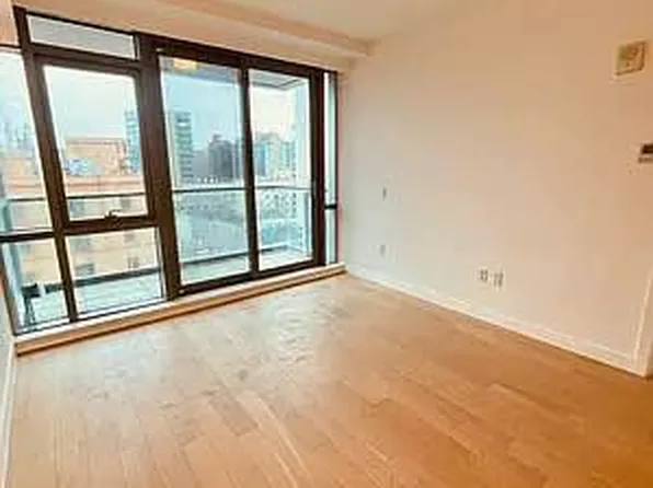 134-37 35th Avenue image 22 of 25