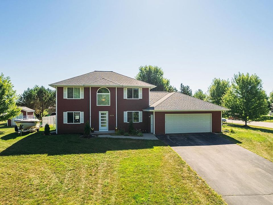 2976 Longview Ln, Suamico, WI 54173 | Zillow