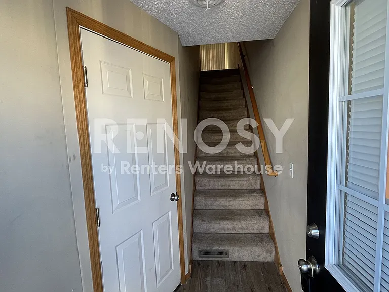 16477 Timber Crest Dr SE — Photo 3
