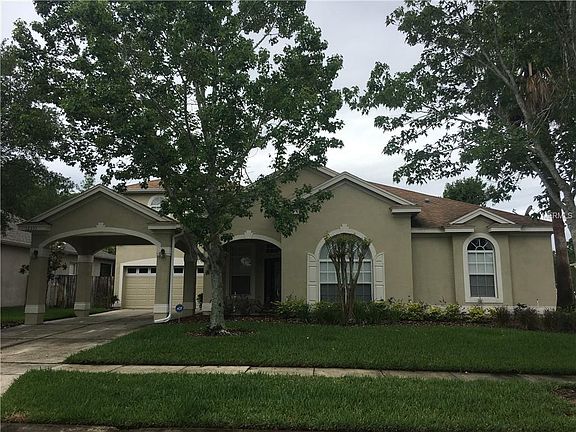 2nd image of 13321 Shadowbrook Ln