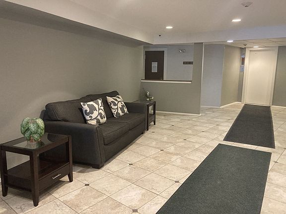 3rd image of 1575 Sandpebble Dr APT 339