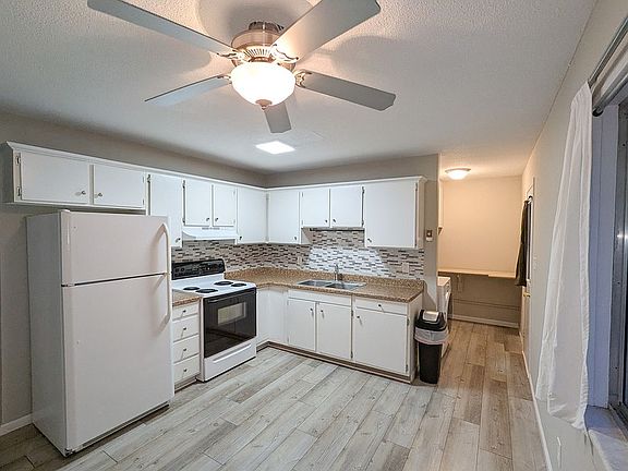 2nd image of 5016 Mosskey Ct