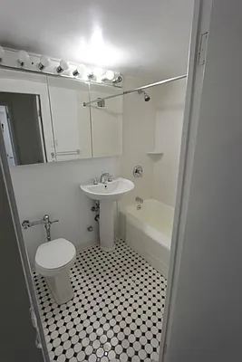 Rented by Hatuka Properties | media 12