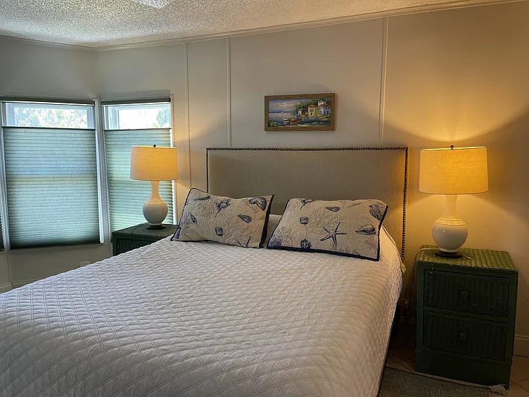 Master Bedroom with ensuite bathroom