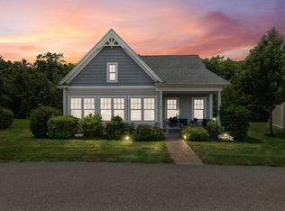 23 Adams Ln #4, Kennebunkport, ME 04046