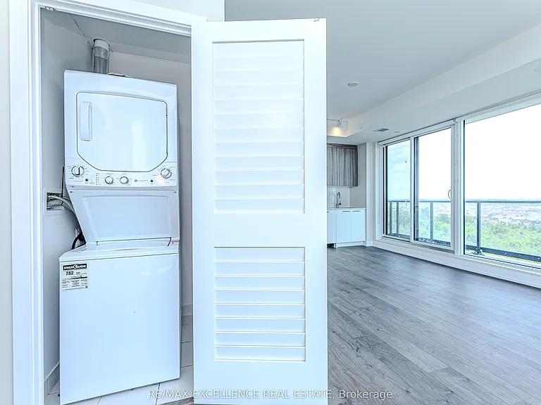 215 Veterans Dr #1008S — Photo 20