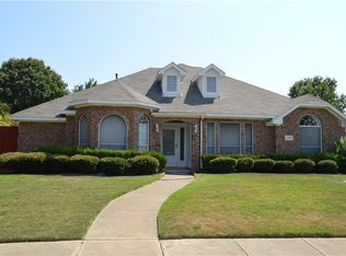 2406 Lawton Ln, Rowlett, TX 75089