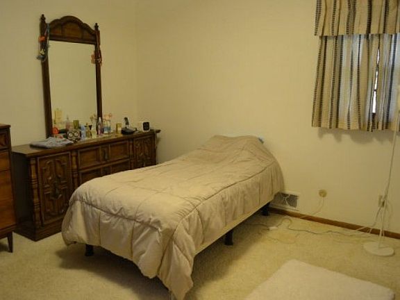 5th image of 1690 Canyon Ln