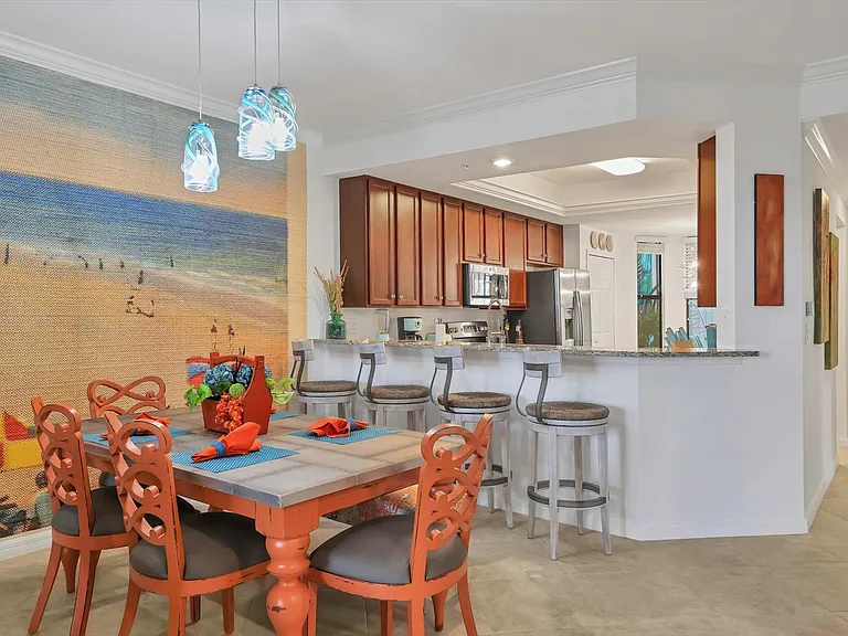 5558 Palmer Cir #101 — Photo 39