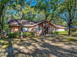 1186 Oak Ridge Dr, Terrell, TX 75160