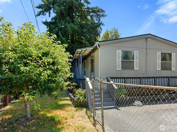 3801 NW Ridgeway Place, Bremerton, WA 98312