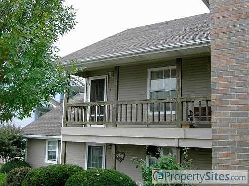 1st image of 120 Kimberling Shores Ln