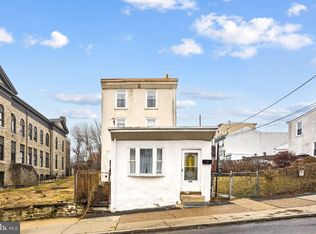 244 Hermitage St, Philadelphia, PA 19127