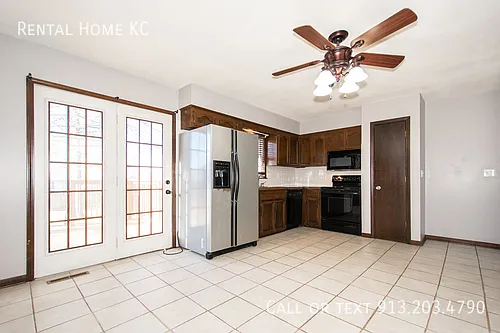 805 S Virginia Ln — Photo 6