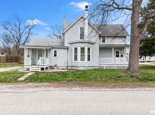 419 S 5th St, Girard, IL