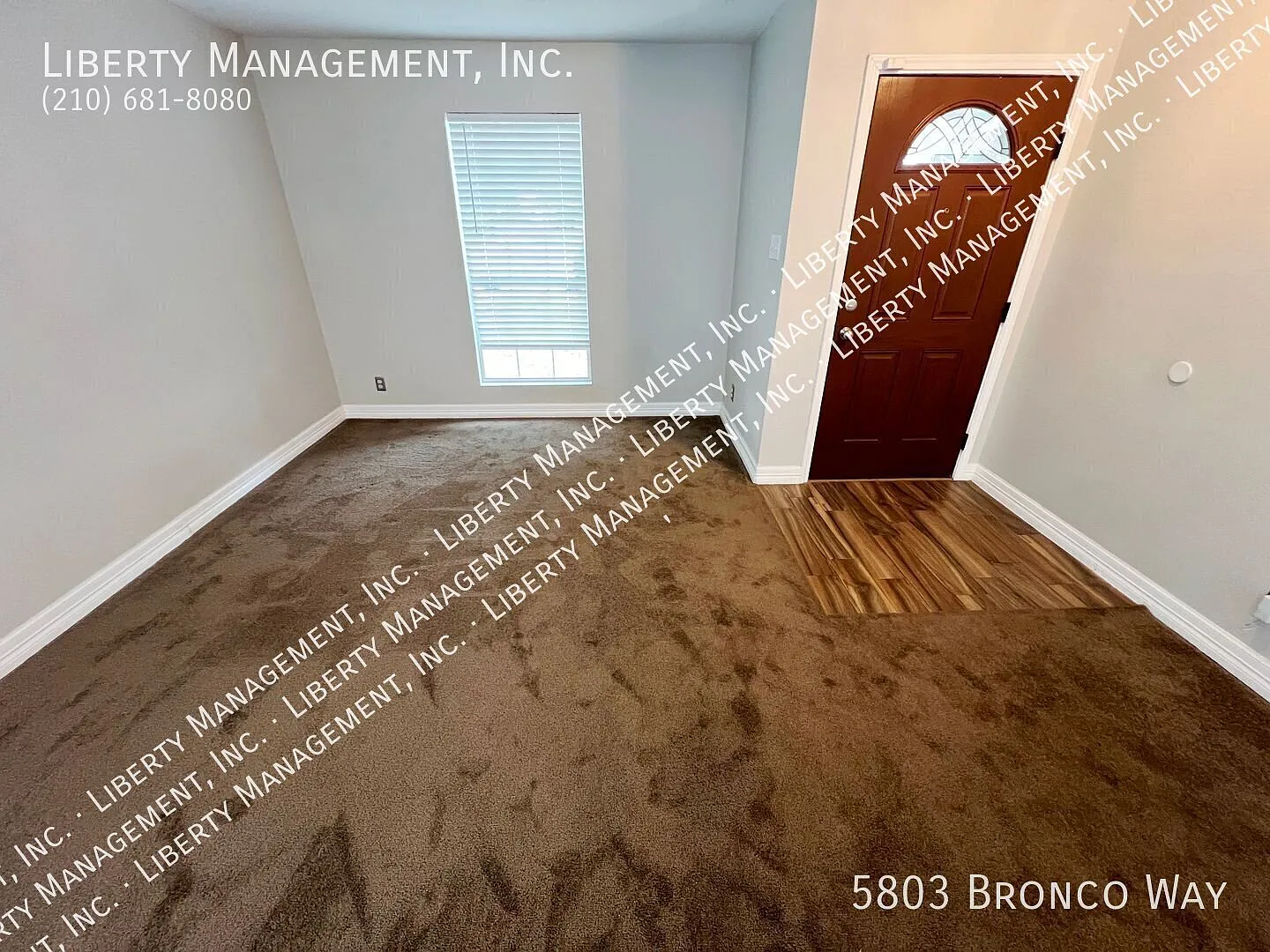 4 Bed, 2.5 Bath Home on a Cul-de-sac and Greenbelt — Photo 4