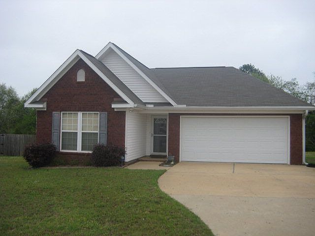 1st image of 201 Fulton Dr