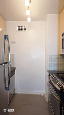 Rented by Citi Habitats | media 7