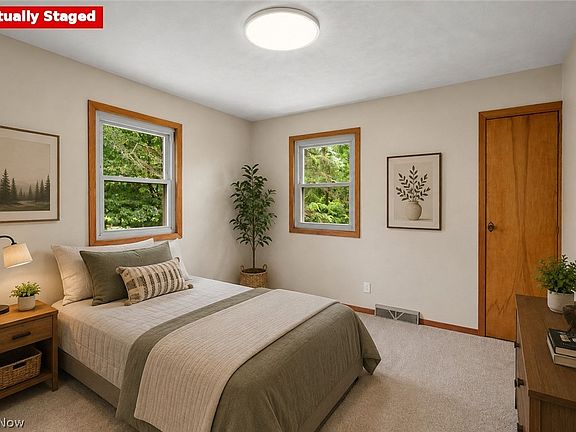 3rd image of 2134 Plymouth Dr