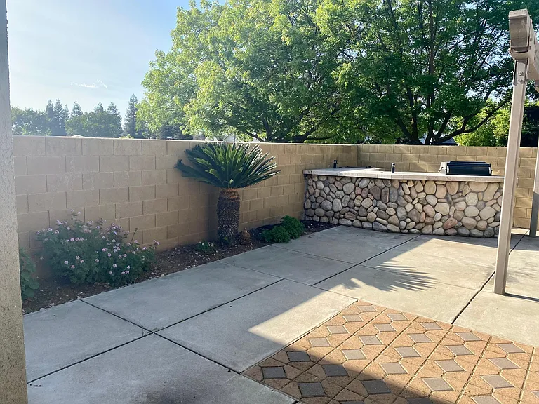 2276 E Brandywine Ln — Photo 20