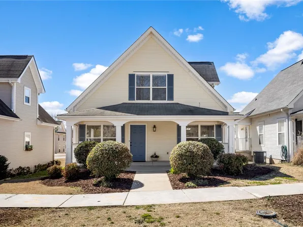 14 Fleming St, Greenville, SC 29607