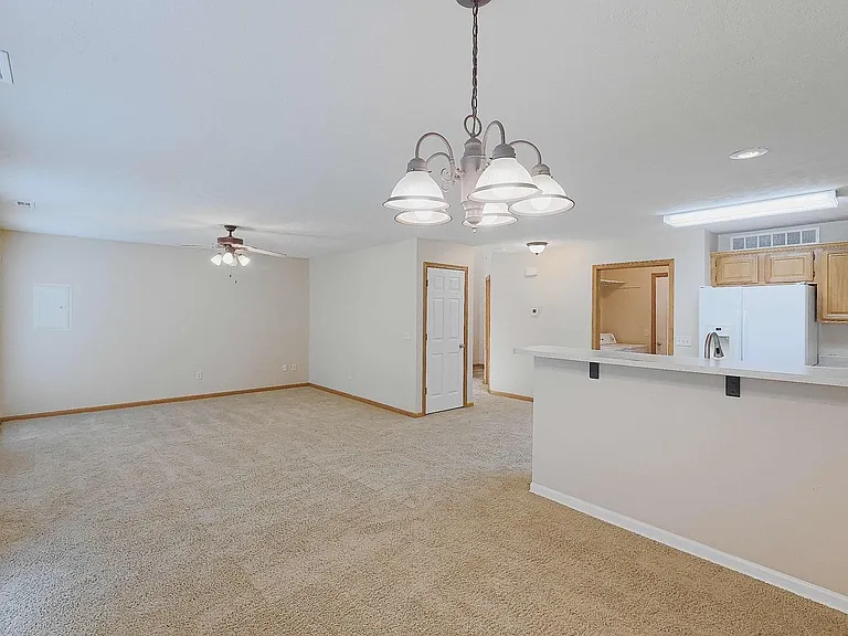 5824 NW 14th Ct — Photo 3