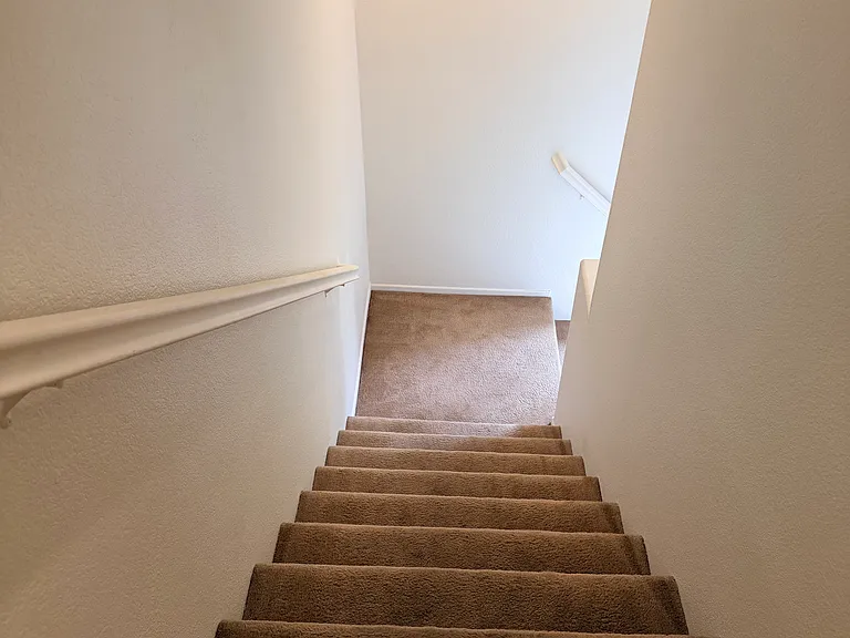1115 Armstrong Dr — Photo 19