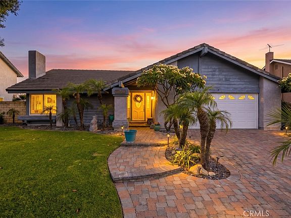 2nd image of 12691 Cypress Ave