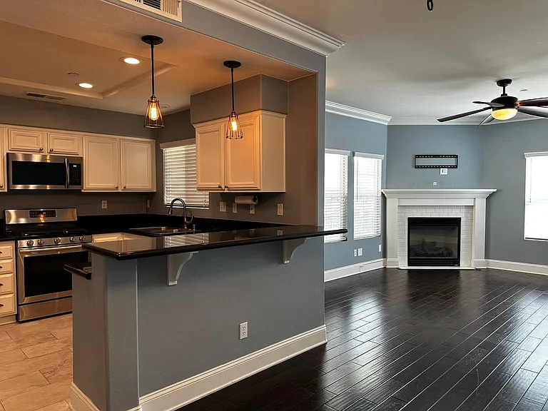 1510 Orange Ave #105 — Photo 9