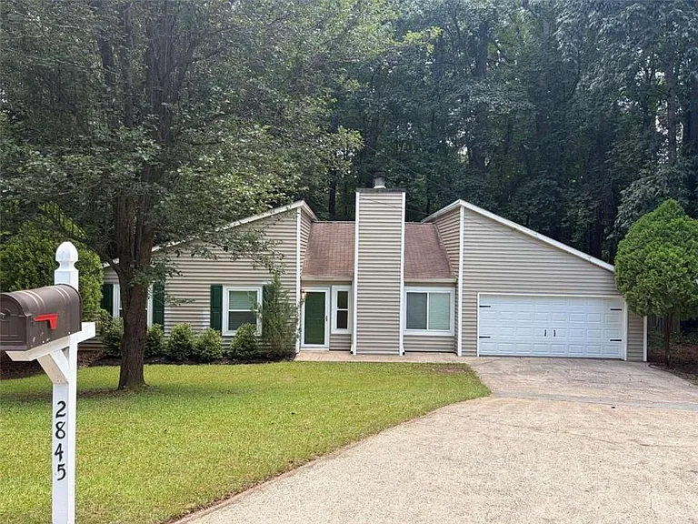 2845 Appling Way NW — Photo 1