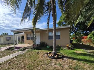 521 Oleander Rd, Lake Worth, FL 33462