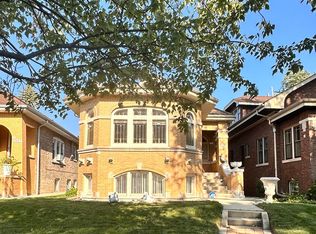 1939 Clinton Ave, Berwyn, IL 60402