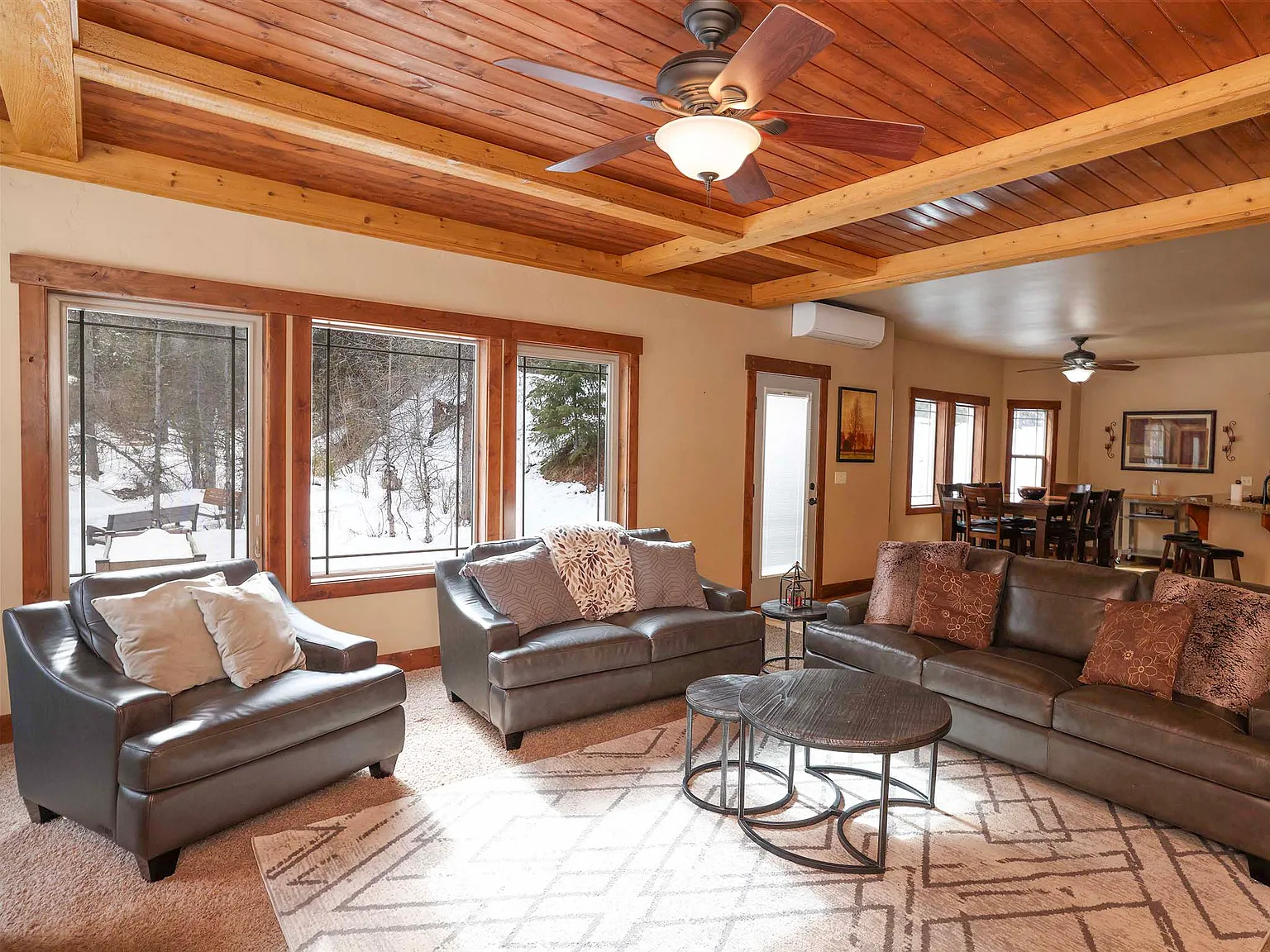235 Moonridge Dr — Photo 3