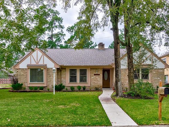 2nd image of 28801 Cherrywood Ln