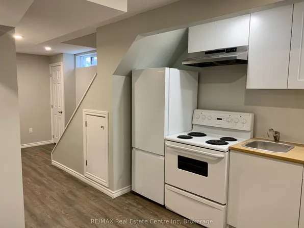 85 Watt St, Guelph, ON N1E 6W6
