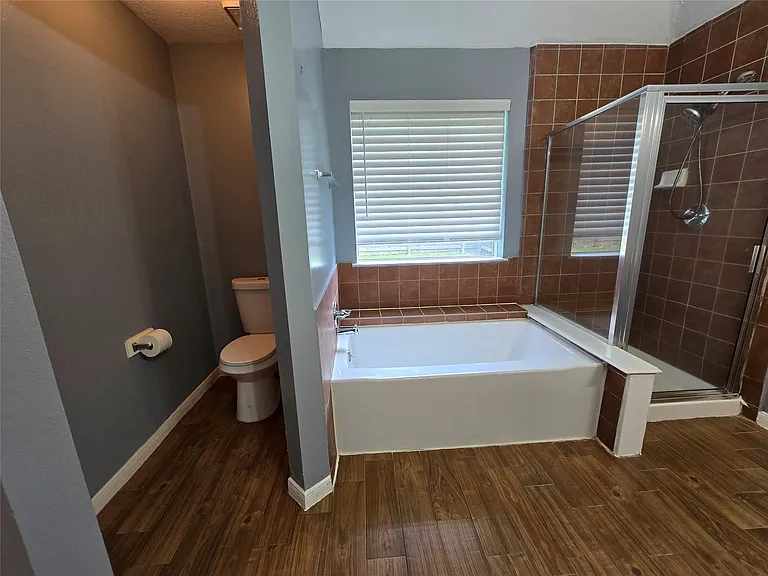 8927 Diamond Lake Ln — Photo 14