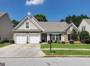 2423 Walnut Tree Ln, Buford, GA 30519