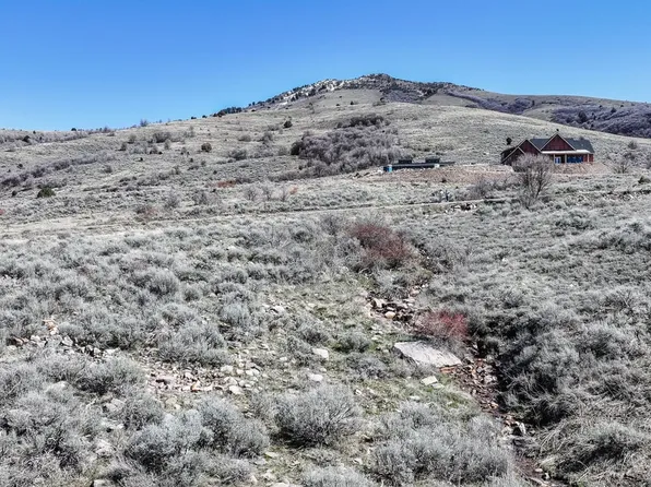 11 Mountain Meadows Dr, Franklin, ID 83237