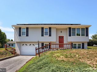 237 Buttonwood Dr, Elizabethtown, PA 17022