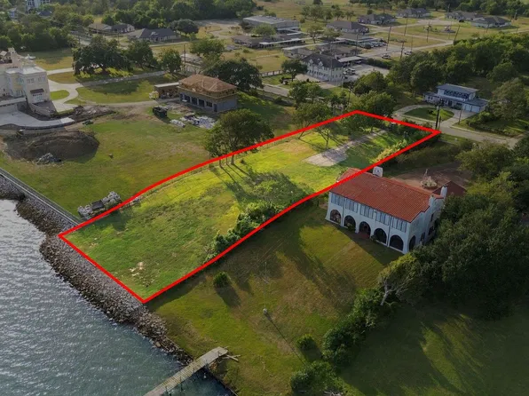 503 Bayridge Rd, La Porte, TX 77571