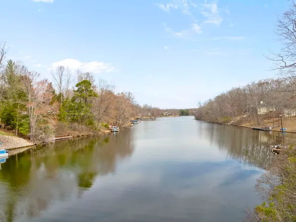 274 Jefferson Dr, Palmyra, VA 22963