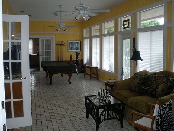 3rd image of 5439 Brookline Dr