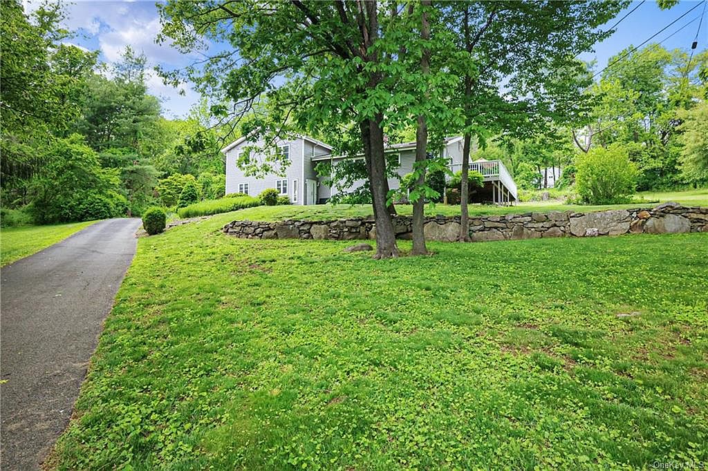 15 Finnerty Place, Putnam Valley, NY 10579 Zillow