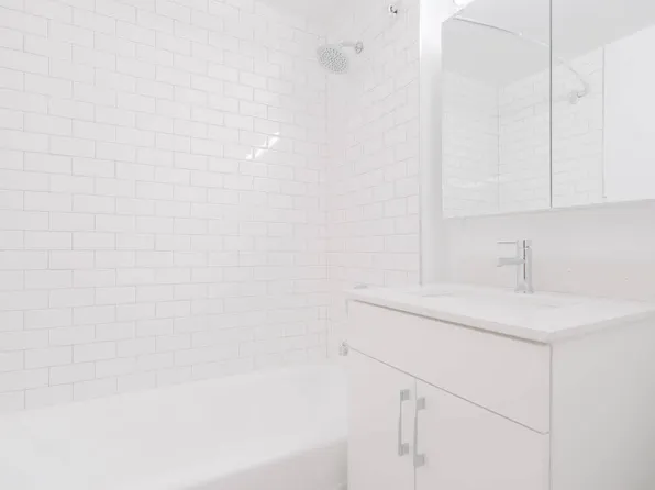 400 West 37th Street image 44 of 69