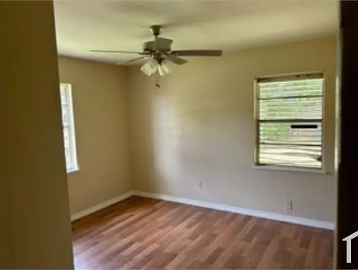 1313 Appomattox Dr — Photo 2