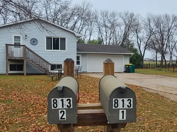 813 Pleasantview Dr SE, Willmar, MN 56201